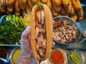 Cách Làm bánh mì heo quay